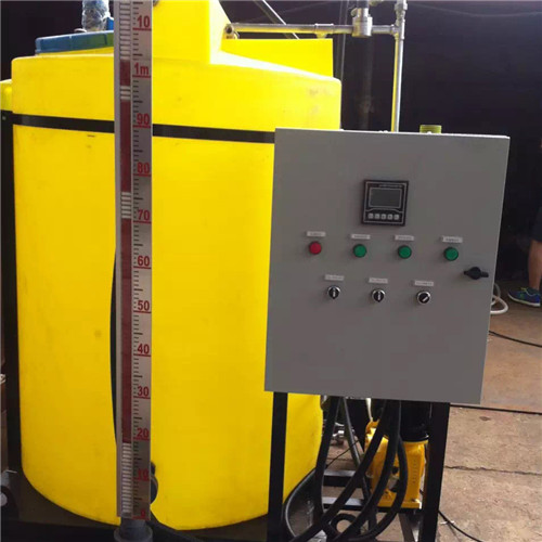 全自动加药装置